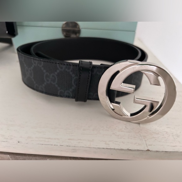 Men's Gucci belt - Picture 4 of 6